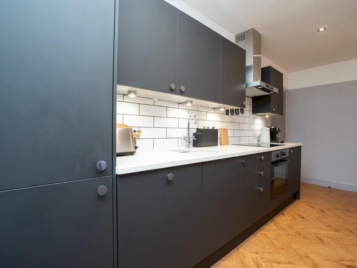 Pass The Keys Stunning 2 Bed Retreat In The Heart Of Bath Apartment Exterior photo
