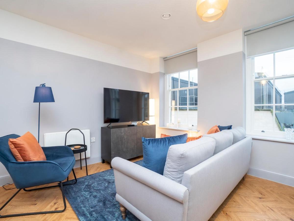 Pass The Keys Stunning 2 Bed Retreat In The Heart Of Bath Apartment Exterior photo