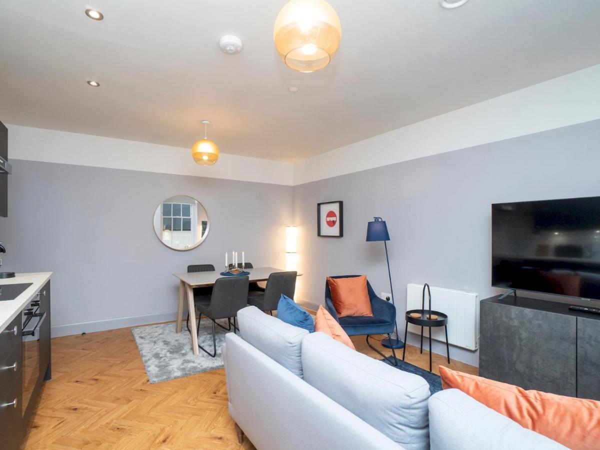 Pass The Keys Stunning 2 Bed Retreat In The Heart Of Bath Apartment Exterior photo