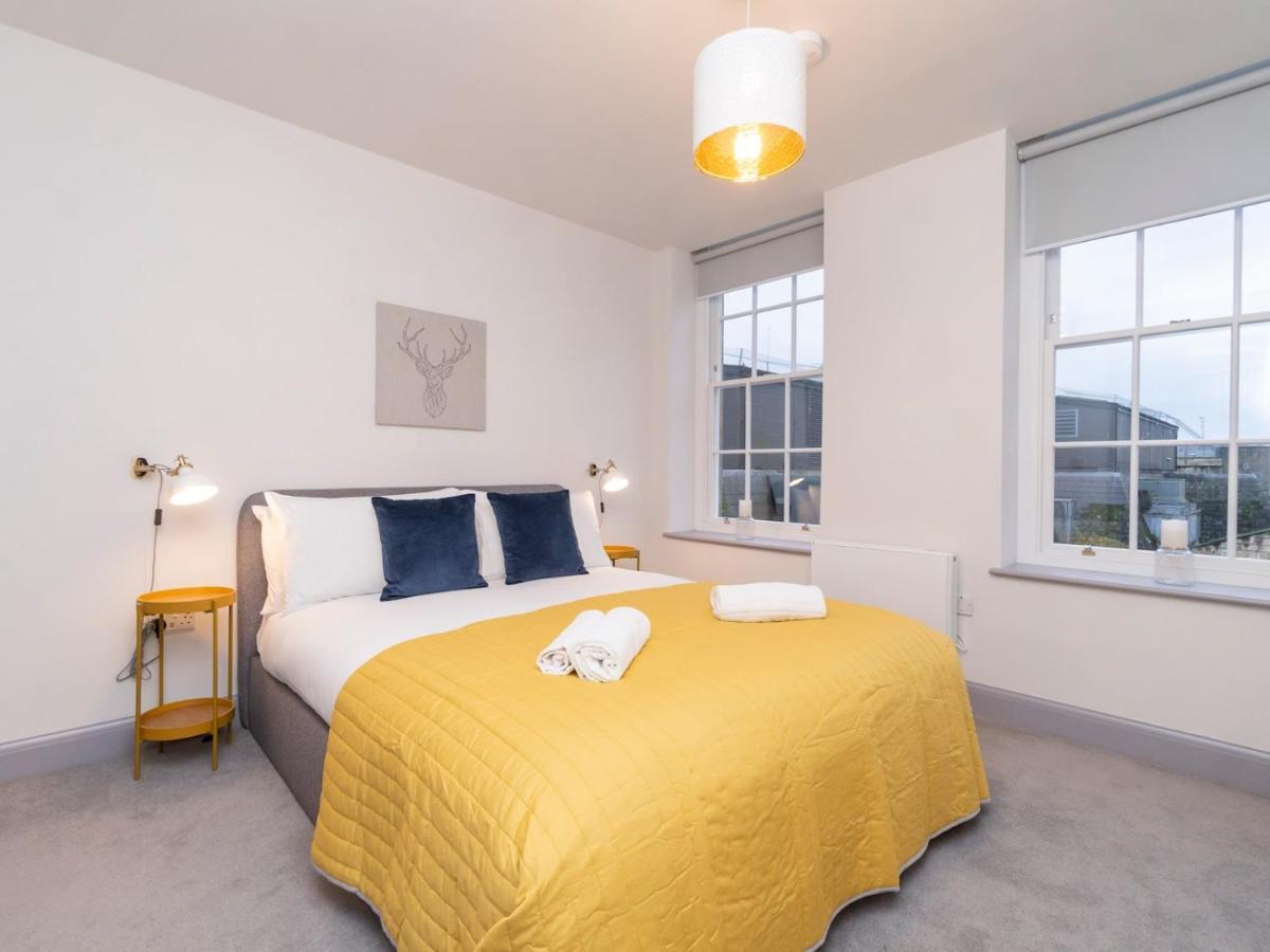 Pass The Keys Stunning 2 Bed Retreat In The Heart Of Bath Apartment Exterior photo